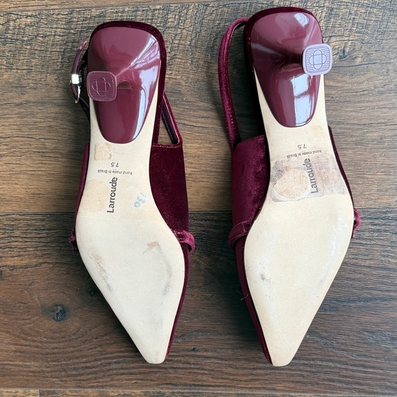 Larroude Ines Pump in Wine Velvet - Picture 10 of 15